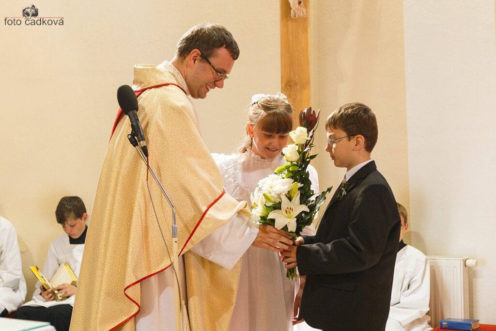 svaté přijímání 117