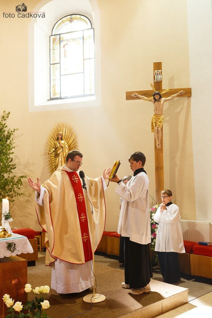 svaté přijímání 118