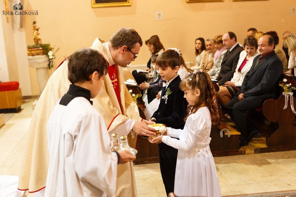 svaté přijímání 138