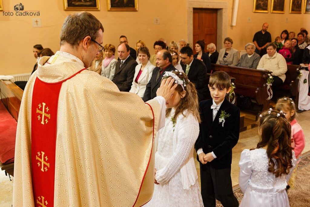 svaté přijímání 141