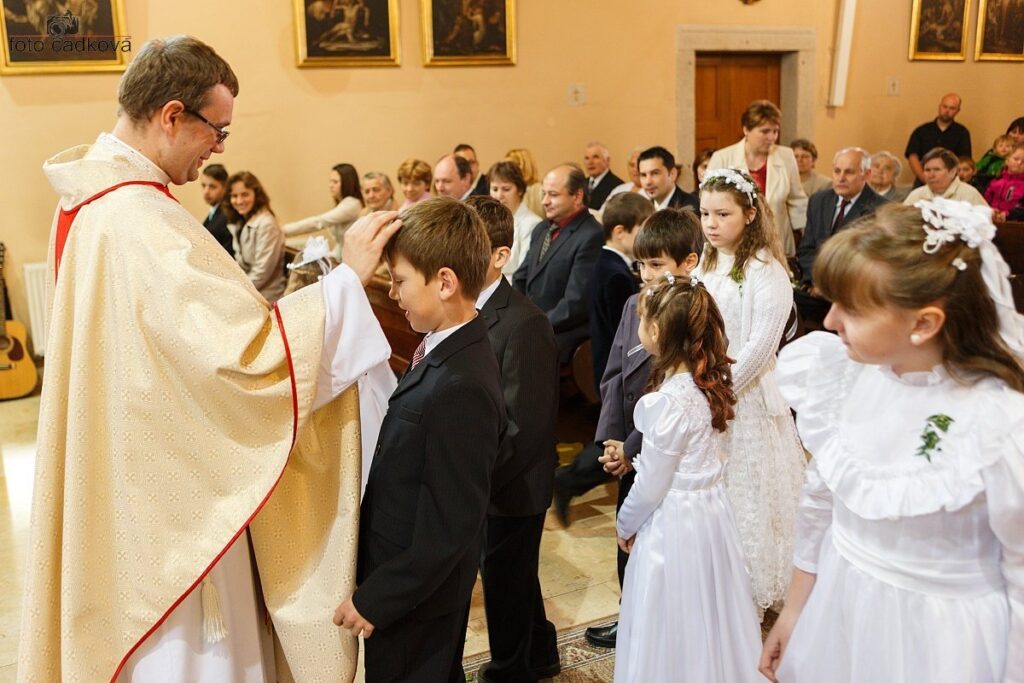 svaté přijímání 142