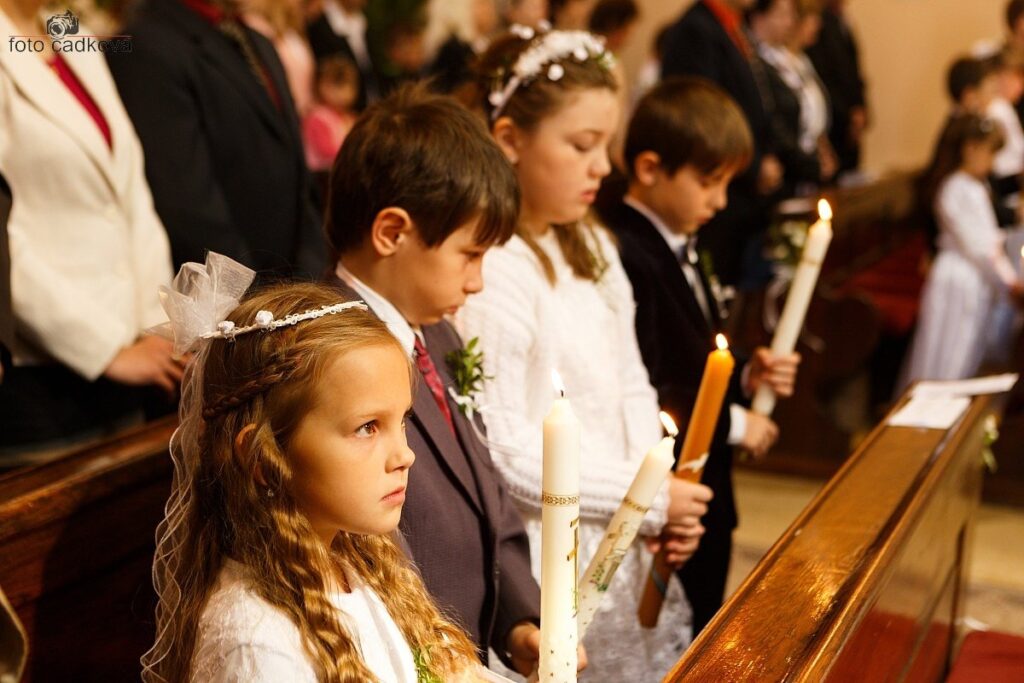 svaté přijímání 147