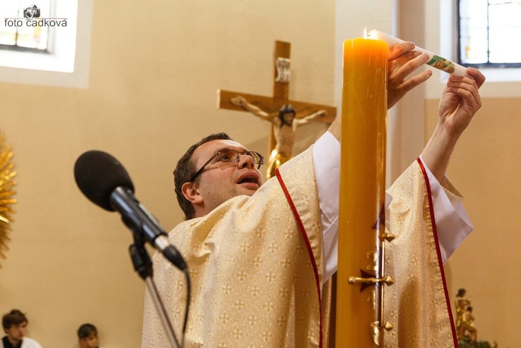 svaté přijímání 153