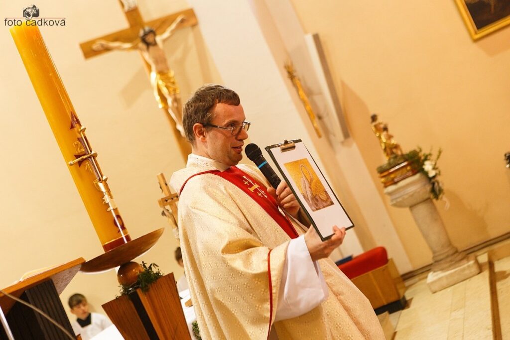 svaté přijímání 155