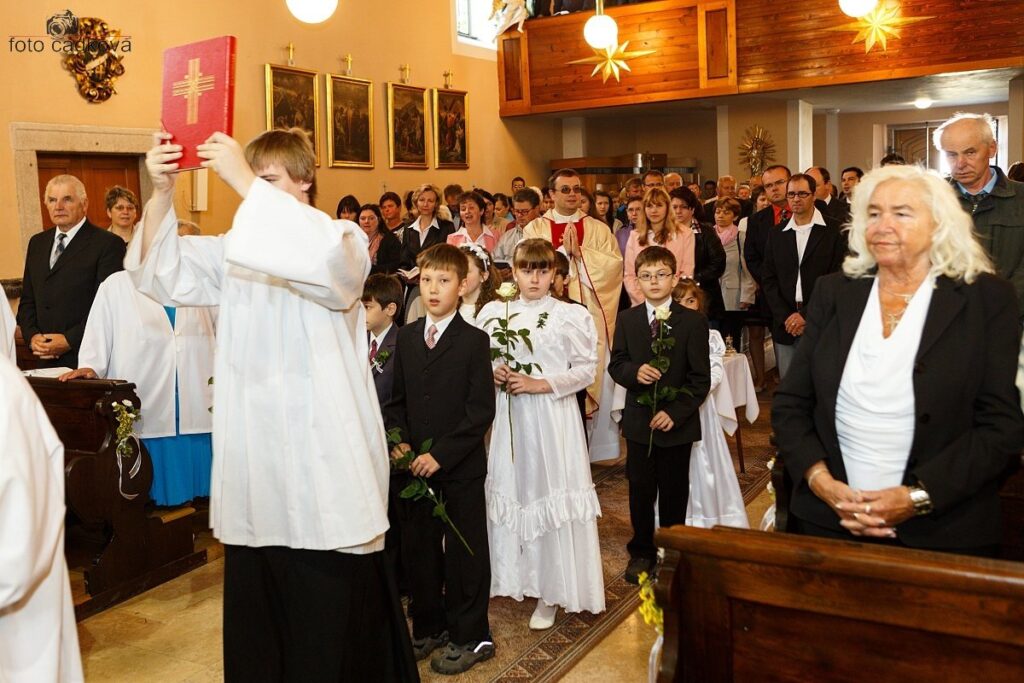 svaté přijímání 171