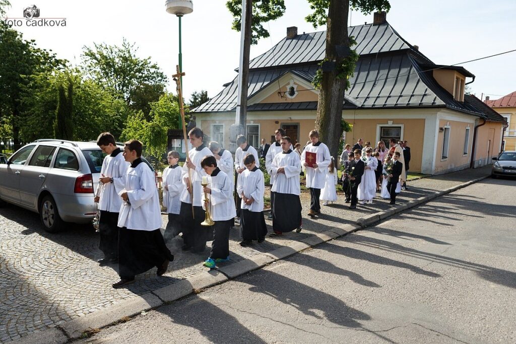 svaté přijímání 174