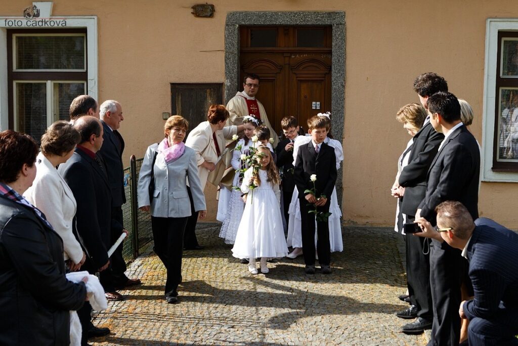 svaté přijímání 183